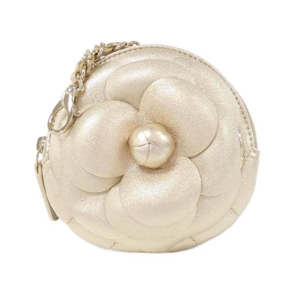 CHANEL Ivory Wallet - Picture 1 of 7